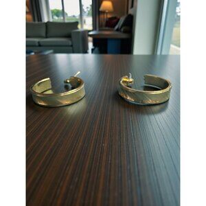 Gold-Tone Hoop Earrings | Smooth Finish | Timeless Everyday Style